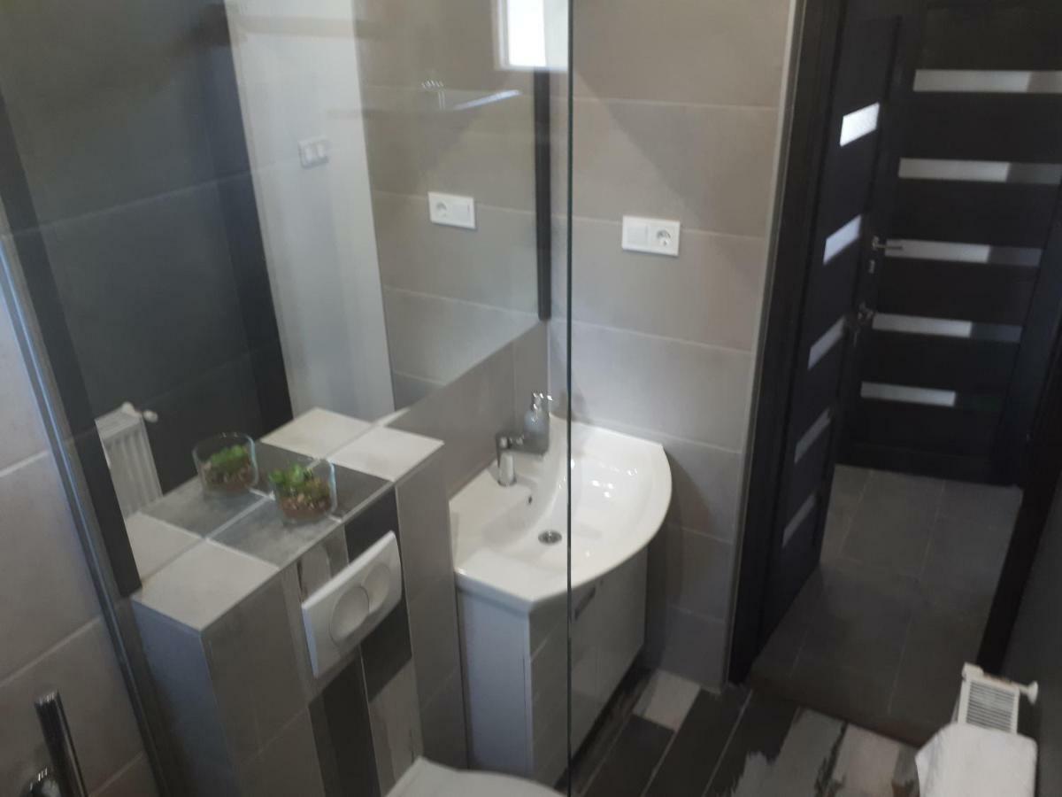 Eden Apartman Гайдусобосло Екстер'єр фото