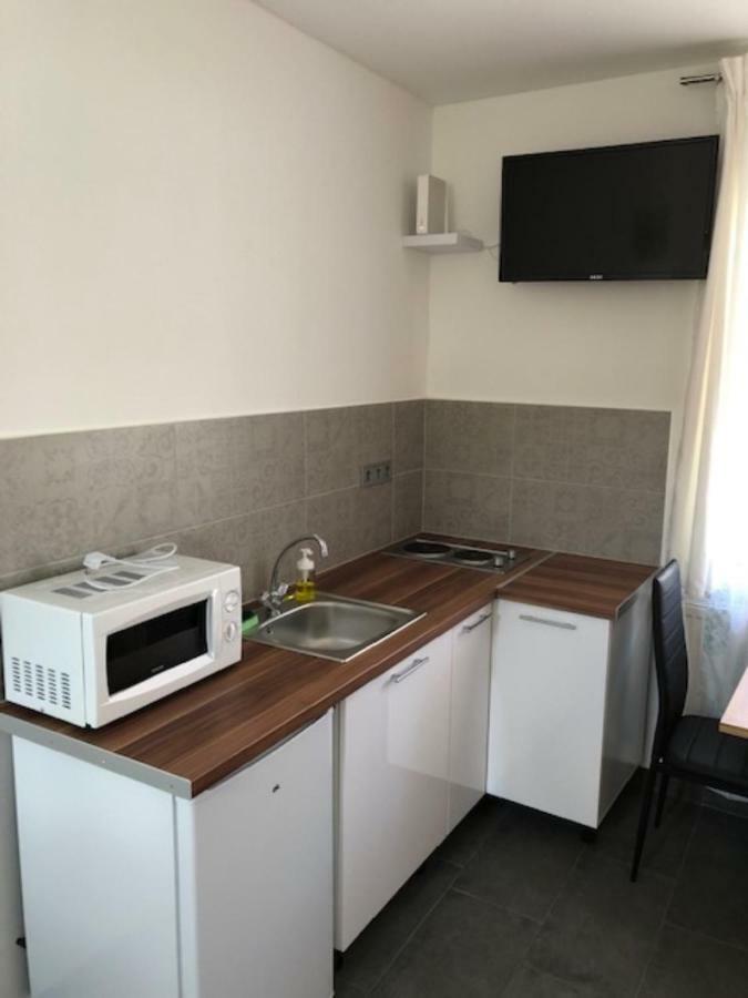 Eden Apartman Гайдусобосло Екстер'єр фото